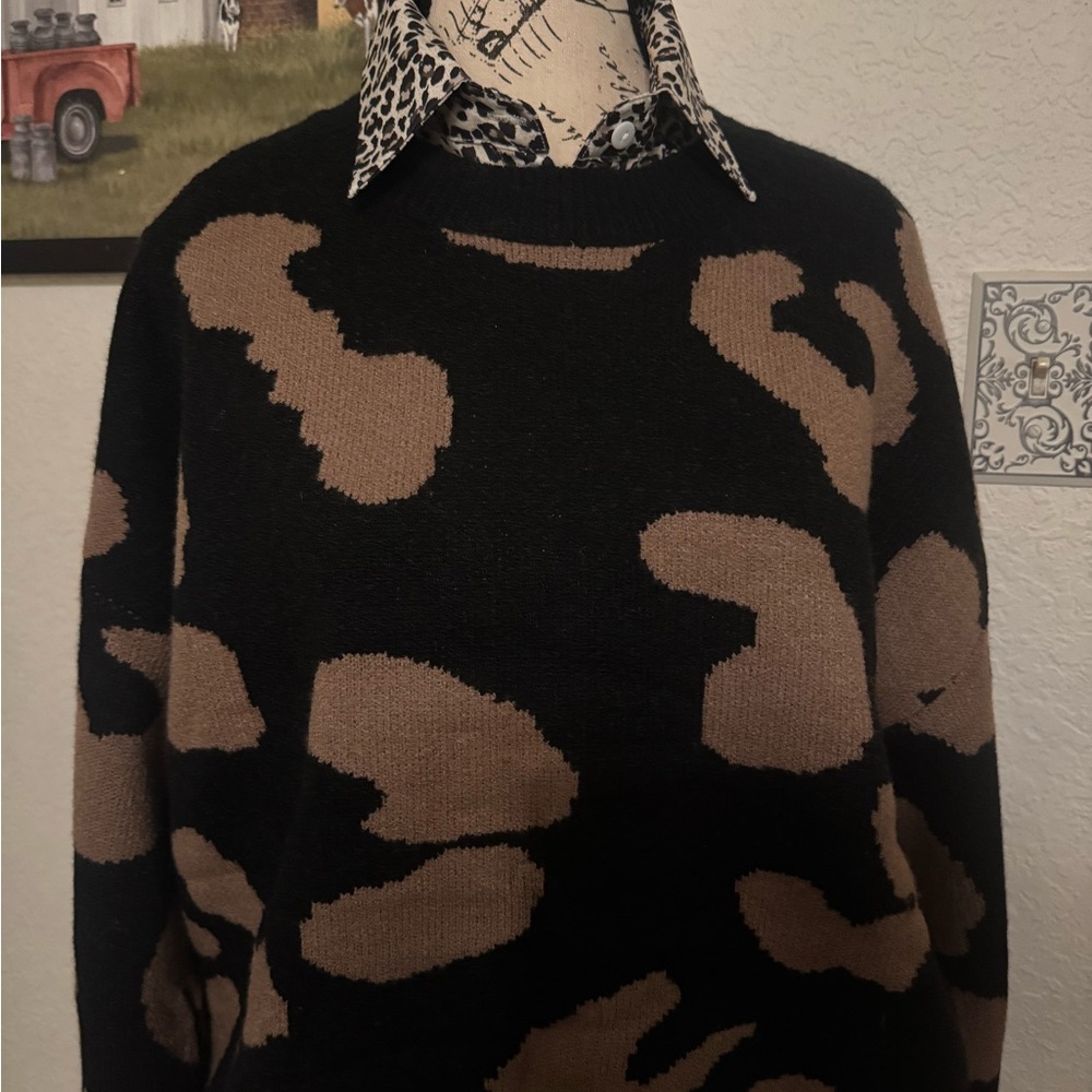 Black and Brown Abstract Pattern Crewneck Sweater